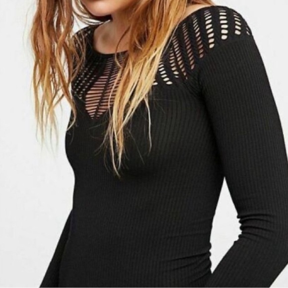 Free People - Black Ribbed Form Fit Cutout Long Sleeve Top Size Medium/ Large - Picture 2 of 10